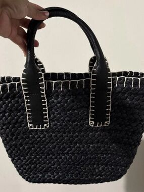 Universal Thread Black Woven Tote with White Contrast Stitching